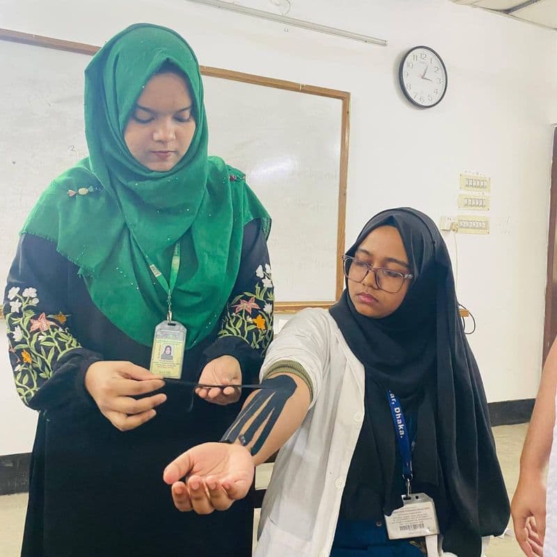 Kinesio taping applied to the upper limb to support movement and functional activity